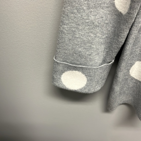 Cynthia Rowley Gray and White Sweater - Picture 3 of 7